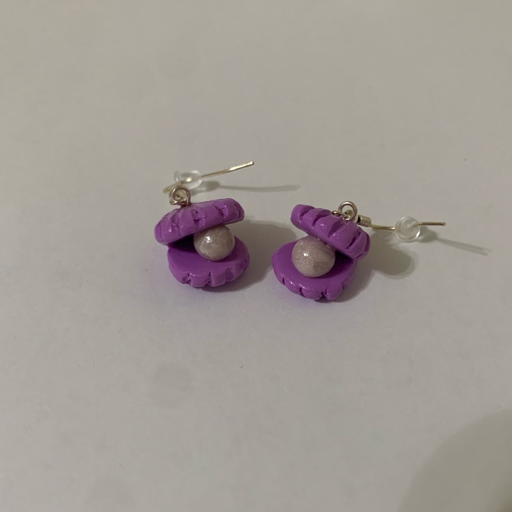 Handmade Polymer Clay Shell Earrings - Picture 2 of 4